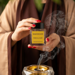 Clear Transparent 150 ml Bakhoor Incense Glass Jar with Aluminum Label Black Wooden Screw Cap